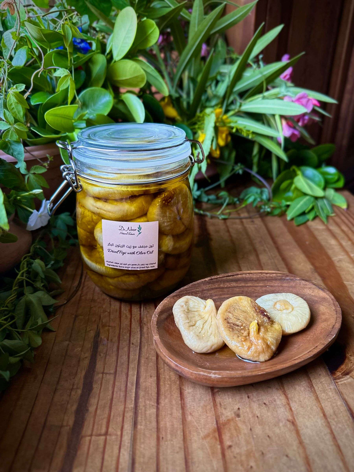 Dr Noor figs with olive oil and fresh figs
